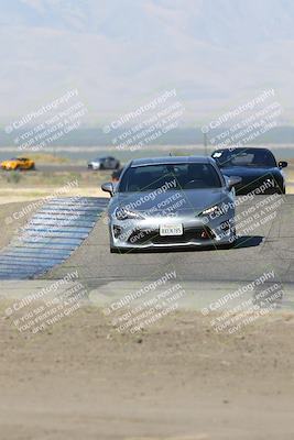 media/Sep-15-2024-Speed Ventures (Sun) [[7a54f7ed2f]]/Yellow Group/Session 1 (Outside Grapevine)/